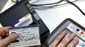 Carte d'Identité : La Confiance